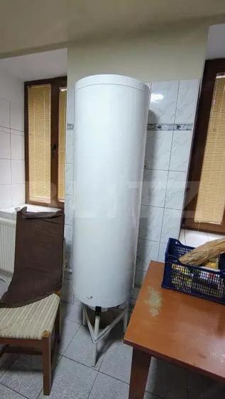 Casă cu 11 camere cu Teren 670 Mp în Clăbucet
