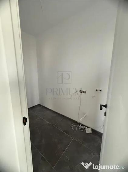 Casă cu 5 camere cu Teren 350 Mp în Moșnița Nouă