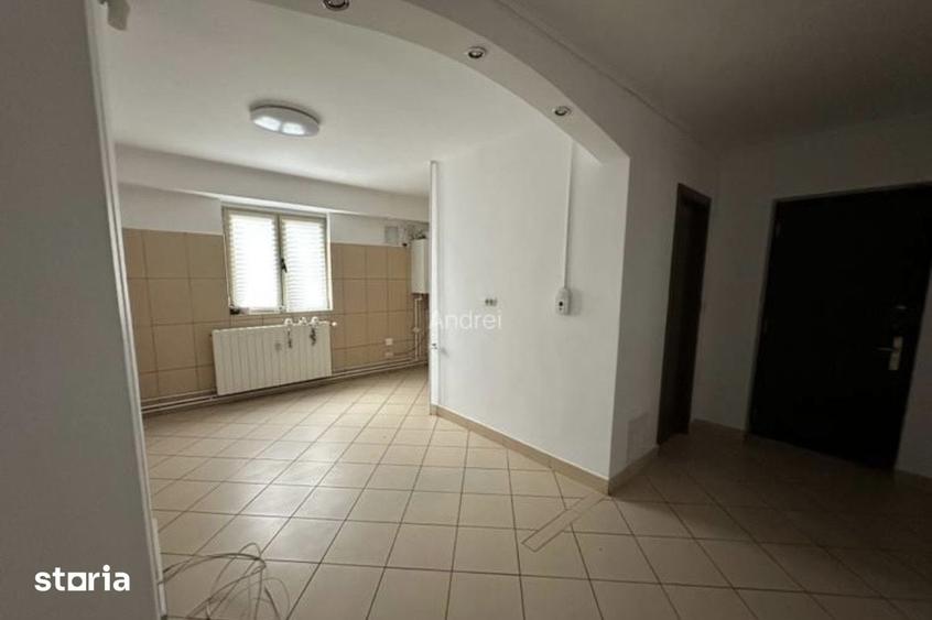 Apartament 4 camere in zona Piata Alba Iulia - 5