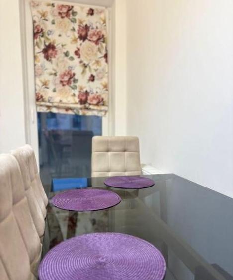Apartament cu 2 camere decomandat, mobilat în Theodor Pallady