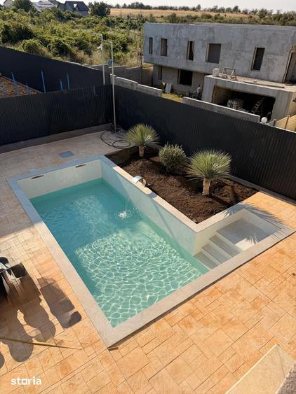 Casă cu 5 camere cu Teren 540 Mp în Calea București