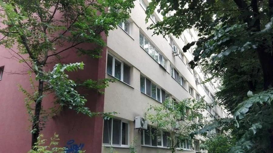 Apartament cu 2 camere semidecomandat în Baba Novac