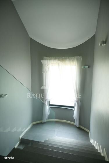 Casă cu 4 camere în Sânmartin