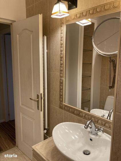 Apartament cu 2 camere decomandat în Florești