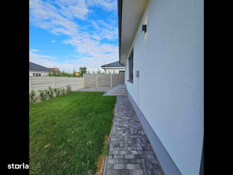 Casă cu 4 camere cu Teren 470 Mp în Oncea