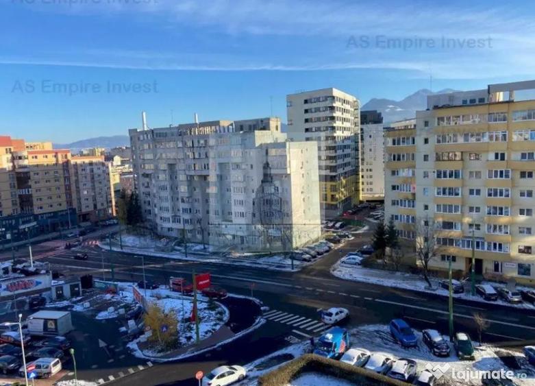 Apartament cu 3 camere decomandat în Răcădău