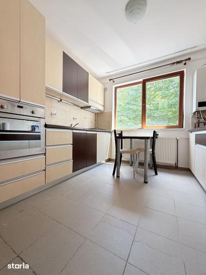 Apartament cu 4 camere în Giulești