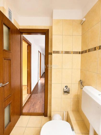 Apartament cu 4 camere decomandat în Scriitorilor