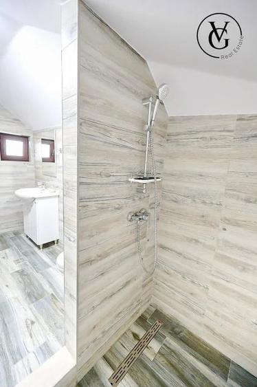 Spațiu comercial, de 740.02 mp, în Central