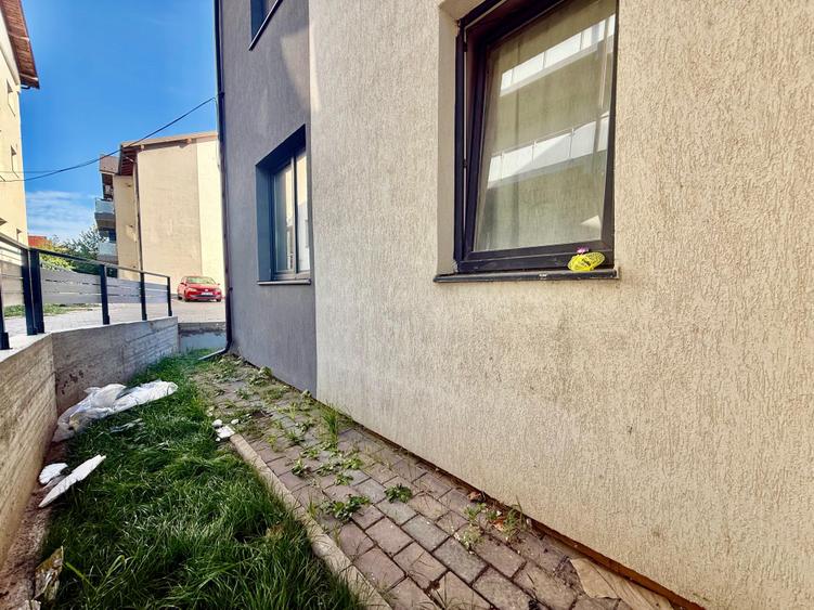 Apartament cu 2 camere decomandat în Păcurari