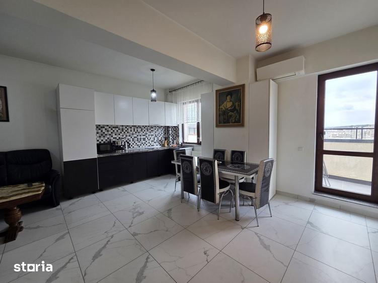 Apartament cu 3 camere decomandat, mobilat în Canta