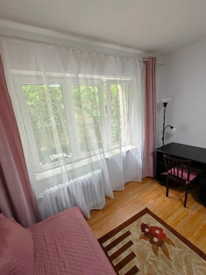Apartament cu 2 camere decomandat în Berceni