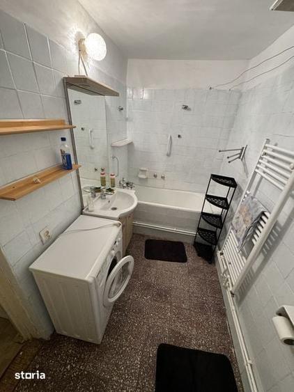 Casă cu 4 camere cu Teren 80 Mp în Domenii