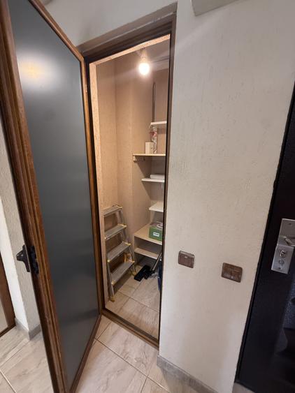 Apartament cu 3 camere semidecomandat, mobilat în Țiglina 1