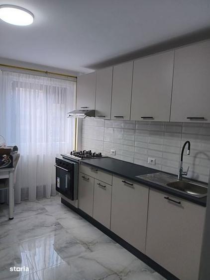 Apartament cu 3 camere decomandat în Ultracentral