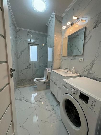 Apartament cu 2 camere decomandat în Torontalului