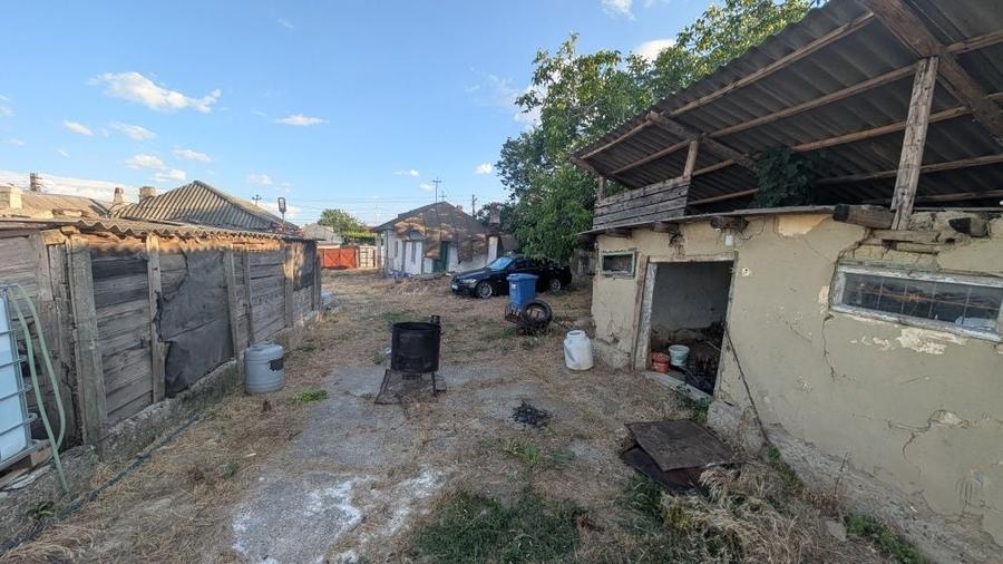 Casă cu 2 camere în Central