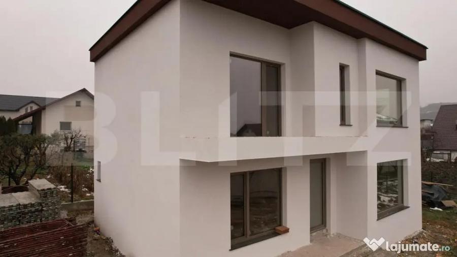 Casă cu 3 camere cu Teren 300 Mp în Burdujeni