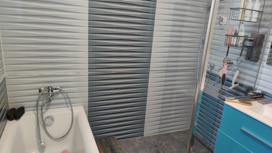 Apartament cu 3 camere decomandat în Primo