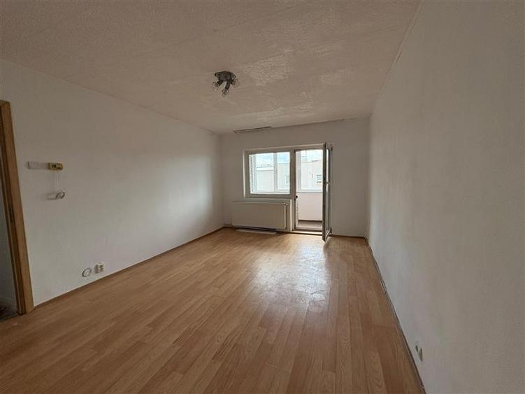 Apartament cu 2 camere decomandat în Centrul Civic