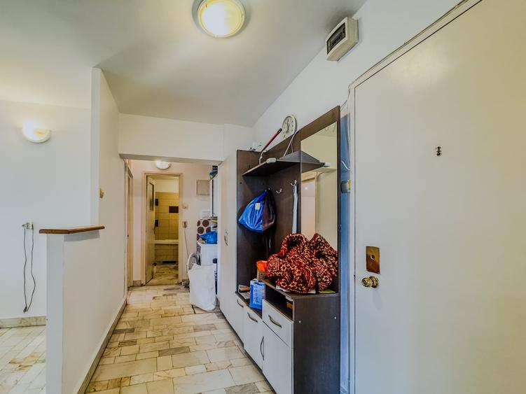 Apartament cu 2 camere decomandat, mobilat în Mărăști