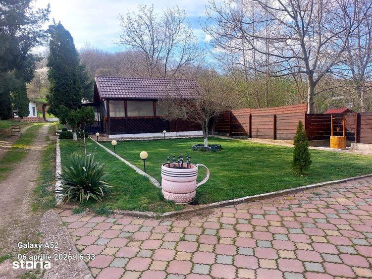 Casă cu 2 camere cu Teren 1657 Mp în Ștefănești