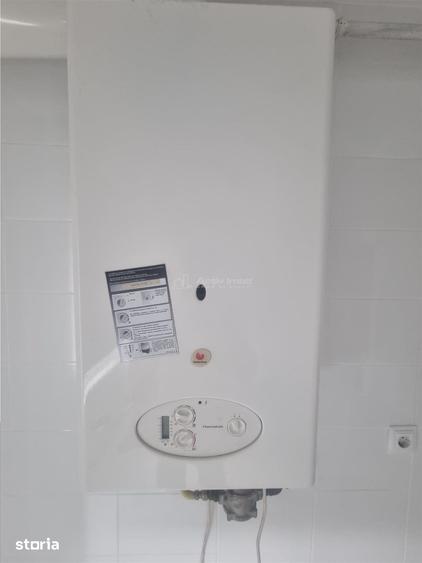 Apartament cu 5 camere decomandat în Central
