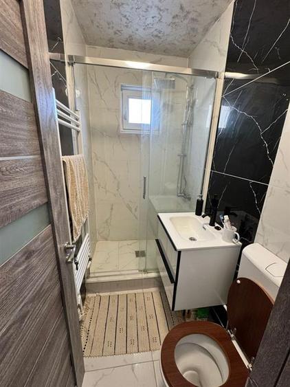 Apartament cu 2 camere semidecomandat, mobilat în Tractorul