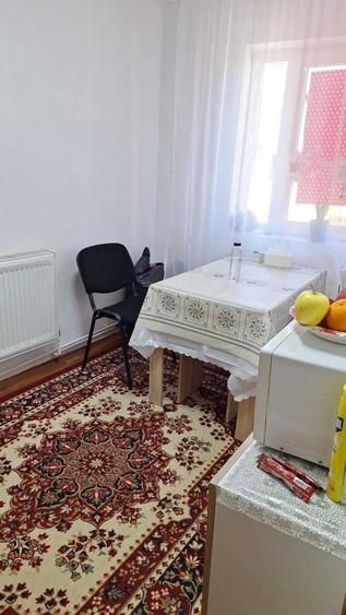 Apartament cu 2 camere nedecomandat în Central