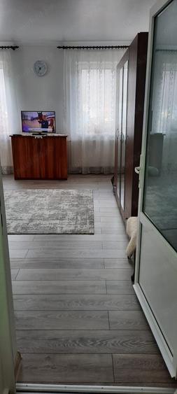 Garsonieră decomandată în Azuga