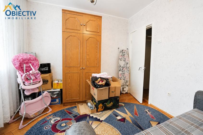Apartament cu 3 camere semidecomandat, mobilat în Dărmănești