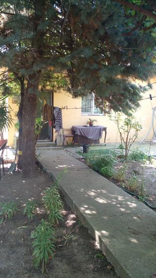Casă cu 2 camere cu Teren 539 Mp în Central