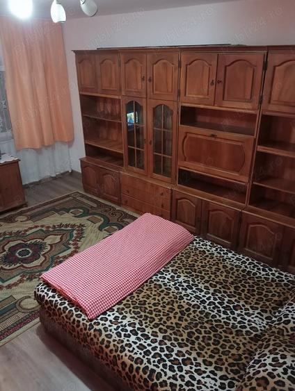Apartament cu 2 camere în Calafat