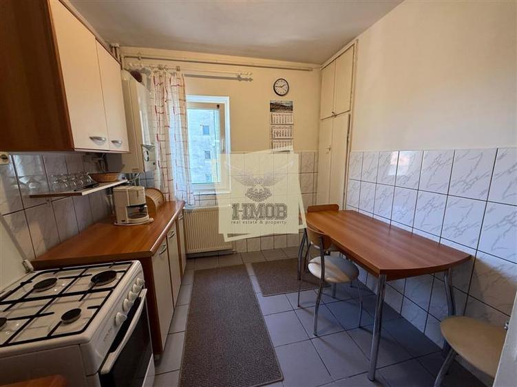 Apartament cu 3 camere decomandat, mobilat în Terezian
