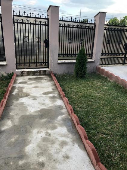 Casă cu 3 camere cu Teren 1200 Mp în Șimian