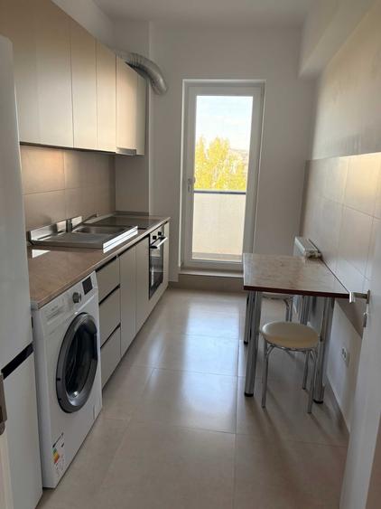 Apartament cu 2 camere decomandat în Păcii