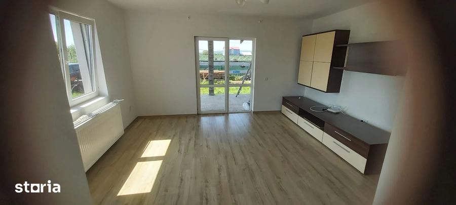 Apartament cu 2 camere decomandat în Sâncraiu de Mureș