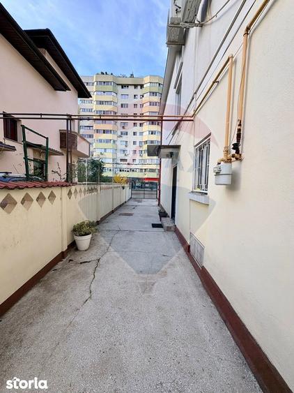 Casă cu 6 camere cu Teren 593.28 Mp în Pantelimon