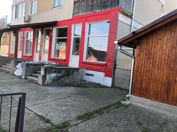 Spațiu comercial, de 160 mp, în Daia Română