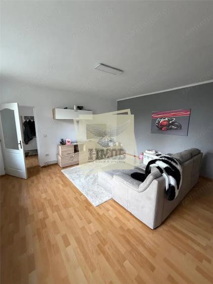 Casă cu 6 camere cu Teren 1030 Mp în Viile Sibiului