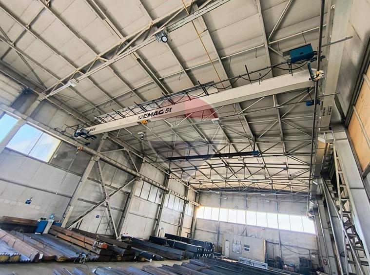 Spațiu industrial, de 1,280 mp, în Central