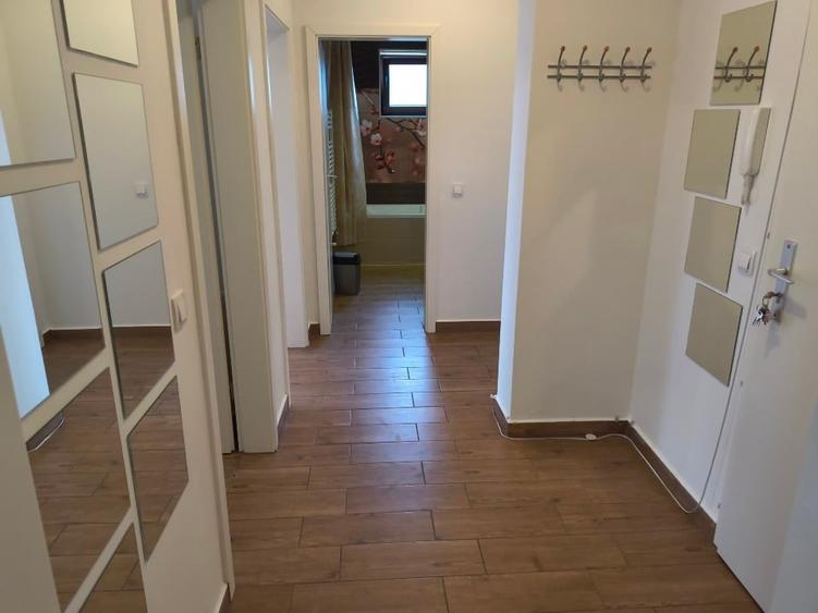 Apartament cu 2 camere decomandat în Avantgarden