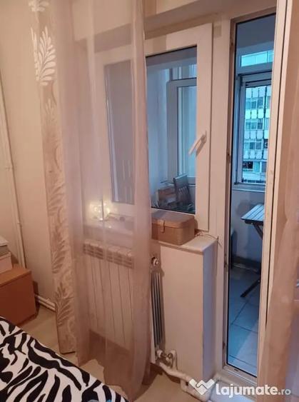 Apartament cu 3 camere decomandat în Gară