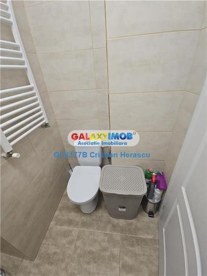 Apartament cu 3 camere semidecomandat în Bucureștii Noi