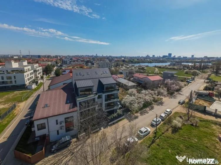 Apartament cu 4 camere decomandat în Sisești