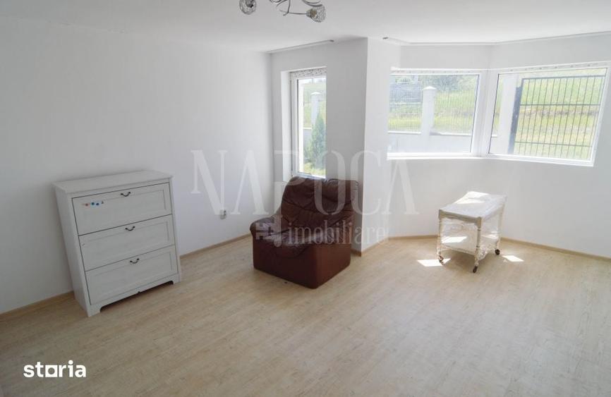 Casă cu 5 camere cu Teren 1100 Mp în Central