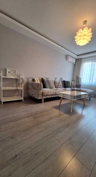 Apartament cu 3 camere, mobilat în Complex Studențesc