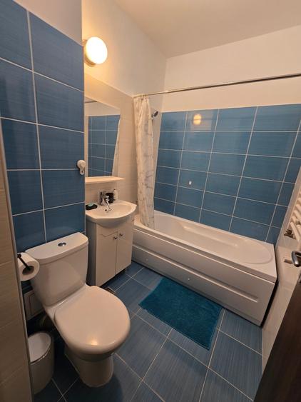 Apartament cu 2 camere decomandat în Păcii