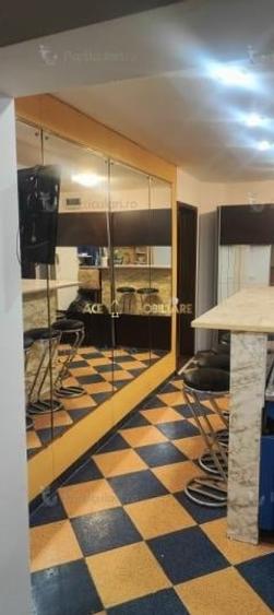 Apartament cu 2 camere semidecomandat, mobilat în Timpuri Noi