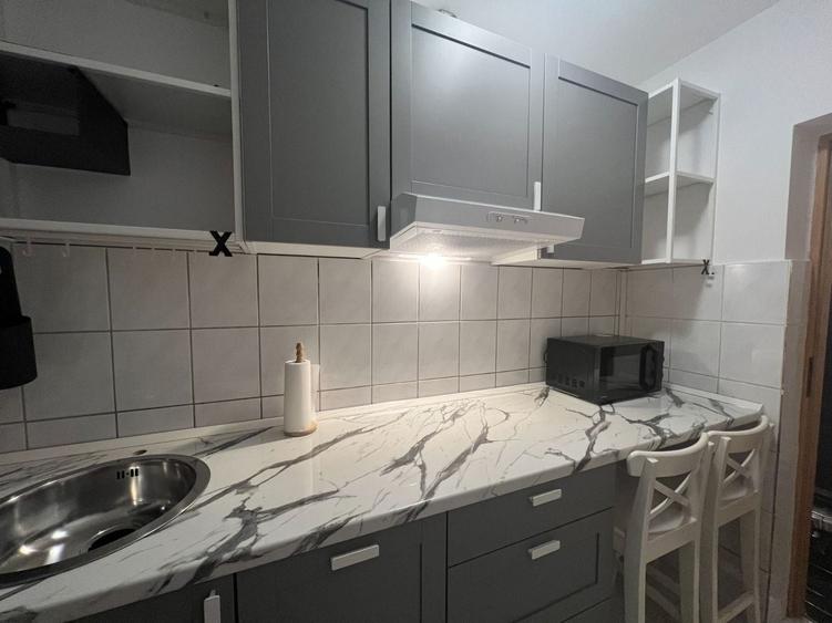 Apartament cu 2 camere nedecomandat în Olimpia-Stadion